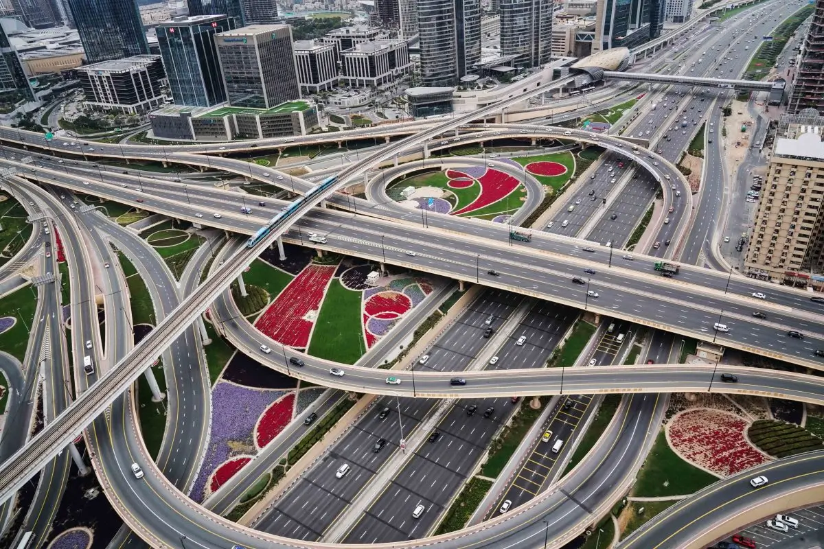 Sheikh Zayed Road Now Offers Prime Freehold Investment Potential